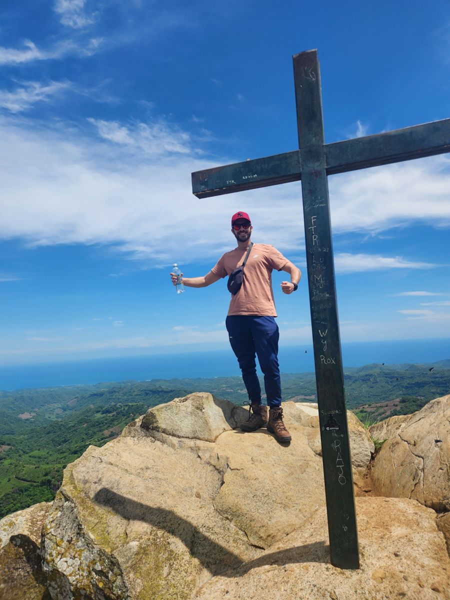 Peñón de Comasagua & El Zonte